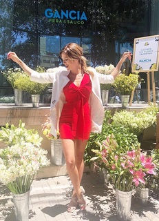 Paula Chaves feet photo thumbnail