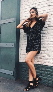 Paula Chaves feet photo thumbnail