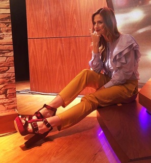 Paula Chaves feet photo thumbnail