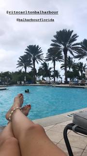 Paula Chaves feet photo thumbnail