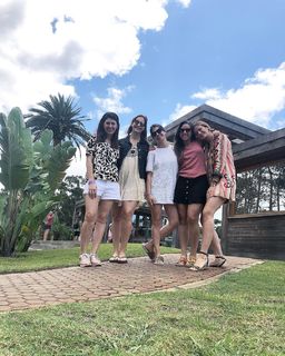 Paula Chaves feet photo thumbnail