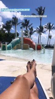 Paula Chaves feet photo thumbnail