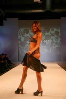 Paula Chaves feet photo thumbnail
