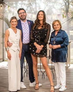 Paula Chaves feet photo thumbnail