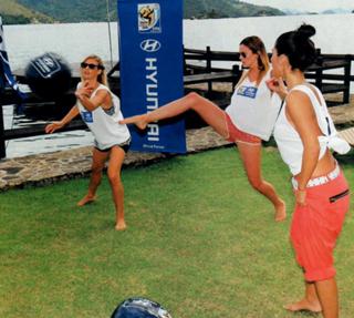 Paula Chaves feet photo thumbnail