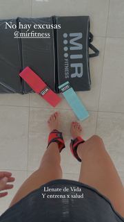 Paula Chaves feet photo thumbnail