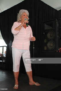 Paula Deen feet photo 8