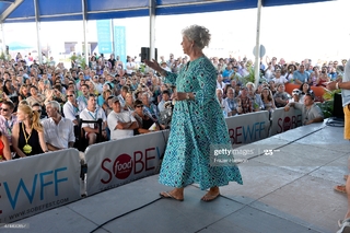 Paula Deen feet photo 6