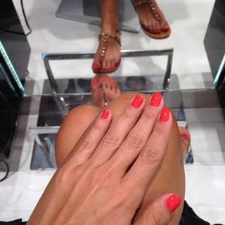 Paula Echevarría feet photo thumbnail