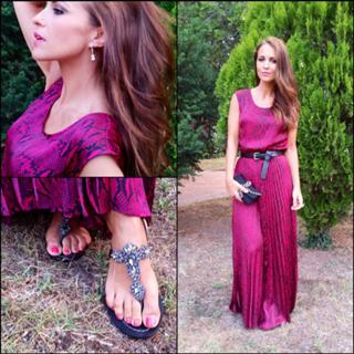 Paula Echevarría feet photo thumbnail