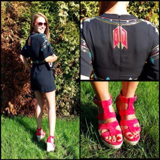 Paula Echevarría feet photo thumbnail