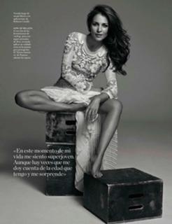 Paula Echevarría feet photo thumbnail