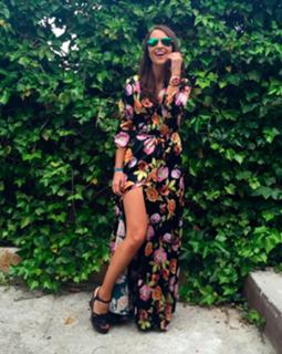 Paula Echevarría feet photo thumbnail