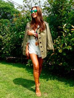 Paula Echevarría feet photo thumbnail