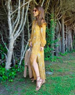 Paula Echevarría feet photo thumbnail