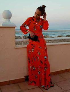 Paula Echevarría feet photo thumbnail