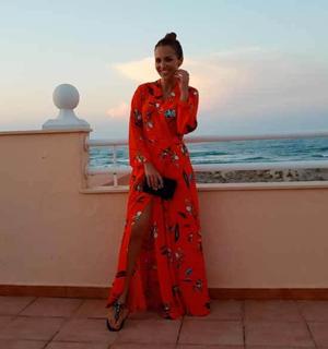 Paula Echevarría feet photo thumbnail