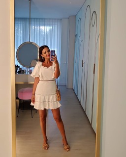 Paula Echevarría feet photo thumbnail