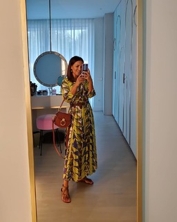 Paula Echevarría feet photo thumbnail