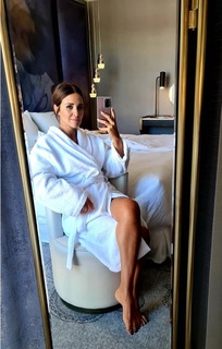 Paula Echevarría feet photo thumbnail