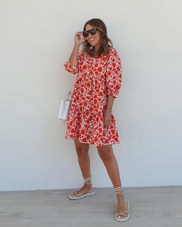 Paula Echevarría feet photo thumbnail