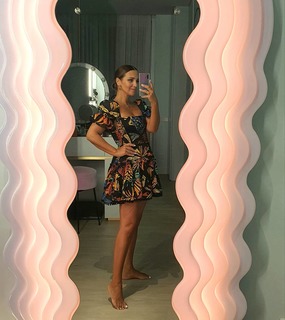 Paula Echevarría feet photo thumbnail