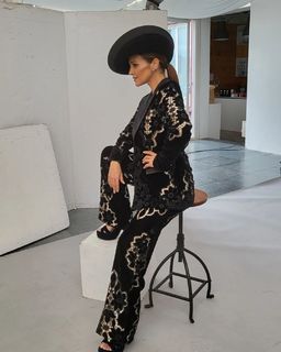Paula Echevarría feet photo thumbnail