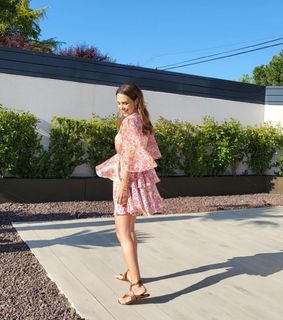 Paula Echevarría feet photo thumbnail