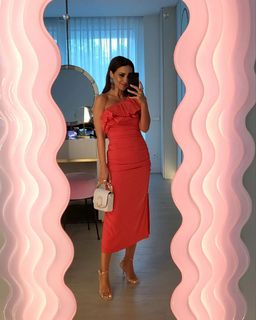 Paula Echevarría feet photo thumbnail