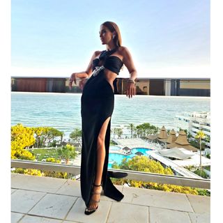 Paula Echevarría feet photo thumbnail