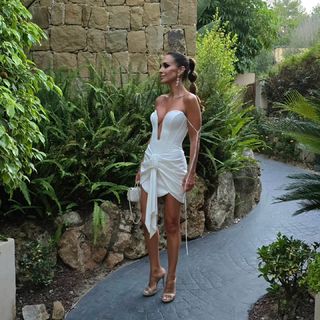 Paula Echevarría feet photo thumbnail