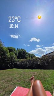 Paula Echevarría feet photo thumbnail