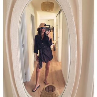 Paula Echevarría feet photo thumbnail