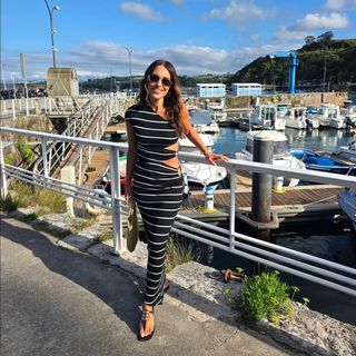 Paula Echevarría feet photo thumbnail