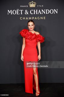 Paula Echevarría feet photo thumbnail