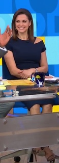 Paula Faris feet photo 12
