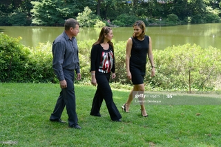 Paula Faris feet photo 18