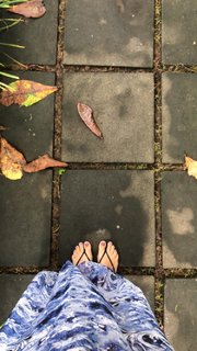 Paula Fernandes feet photo thumbnail