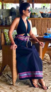 Paula Fernandes feet photo thumbnail