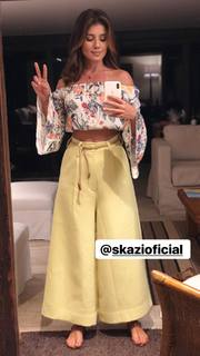 Paula Fernandes feet photo thumbnail