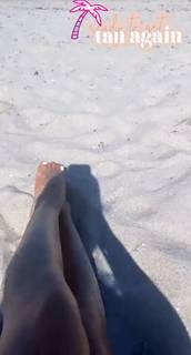 Paula Galindo Suarez feet photo 3