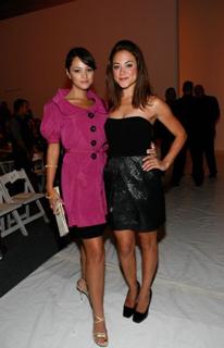 Paula Garcés feet photo thumbnail