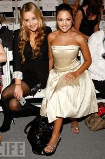 Paula Garcés feet photo thumbnail