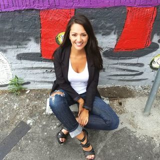 Paula Garcés feet photo thumbnail