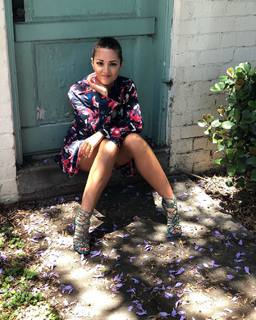 Paula Garcés feet photo thumbnail