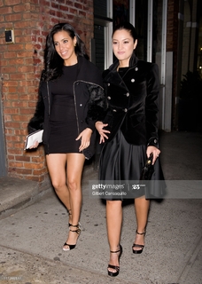 Paula Garcés feet photo thumbnail