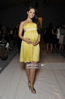 Paula Garcés feet photo thumbnail