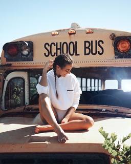 Paula Gonu feet photo 5