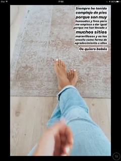 Paula Gonu feet photo 20
