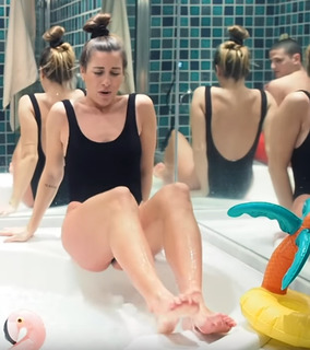 Paula Gonu feet photo 12